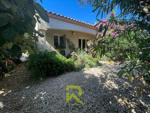A vendre MAISON  5 PIECES 90 M2 BORD DE MER AGDE