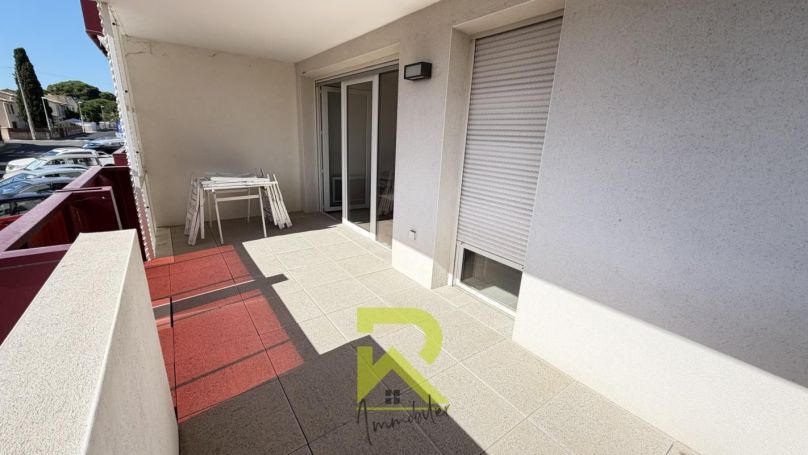A louer APPARTEMENT T2 40 M2 TERRASSE BORD DE MER AGDE