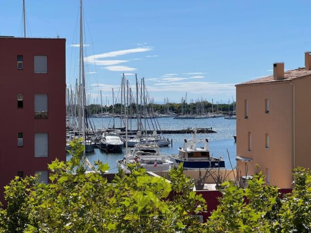 A louer APPARTEMENT T2 44 M2 BORD DE MER LE CAP D AGDE
