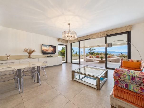 A louer APPARTEMENT DE PRESTIGE T4 117 M2 TERRASSE VUE MER AJACCIO