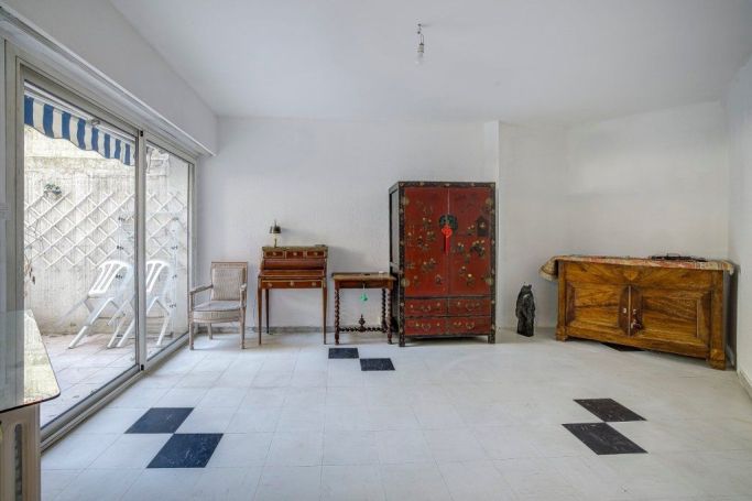 A louer APPARTEMENT T2 51 M2 TERRASSE BORD DE MER NICE