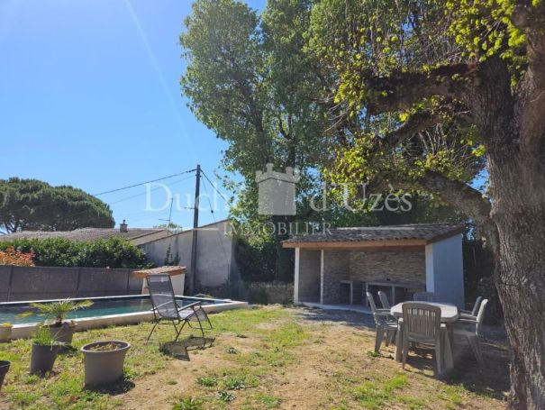 A louer MAISON  5 PIECES 115 M2  UZES