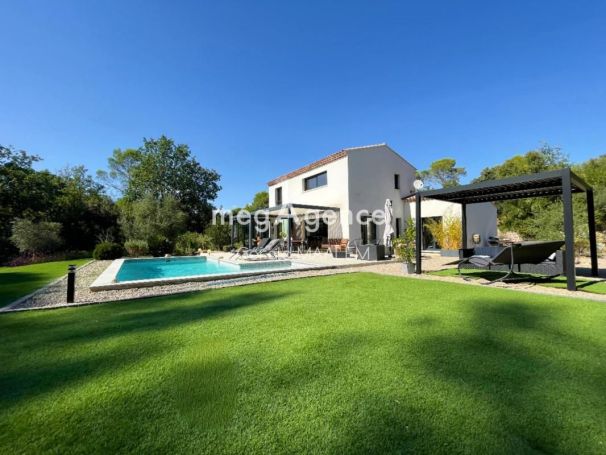 A louer MAISON  5 PIECES 133 M2  LORGUES