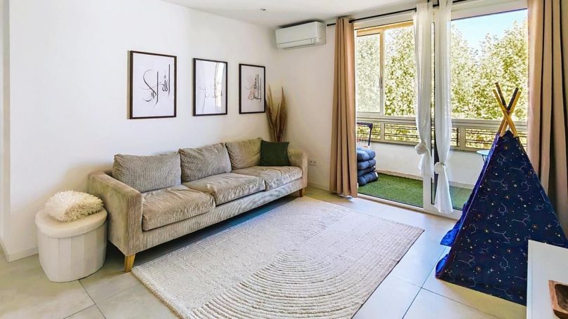 A louer APPARTEMENT T3 68 M2 TERRASSE BORD DE MER SAINT RAPHAEL