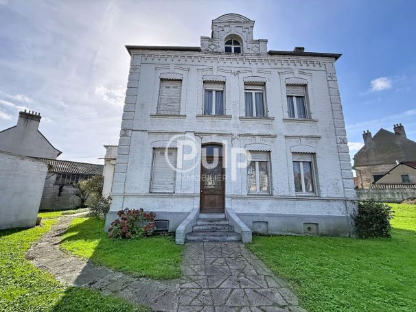 A vendre MAISON  DE MAîTRE  HESDIN