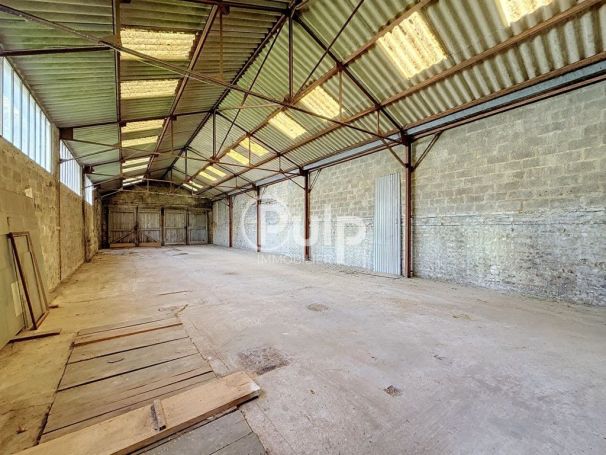 A vendre MAISON  DE MAîTRE  HESDIN