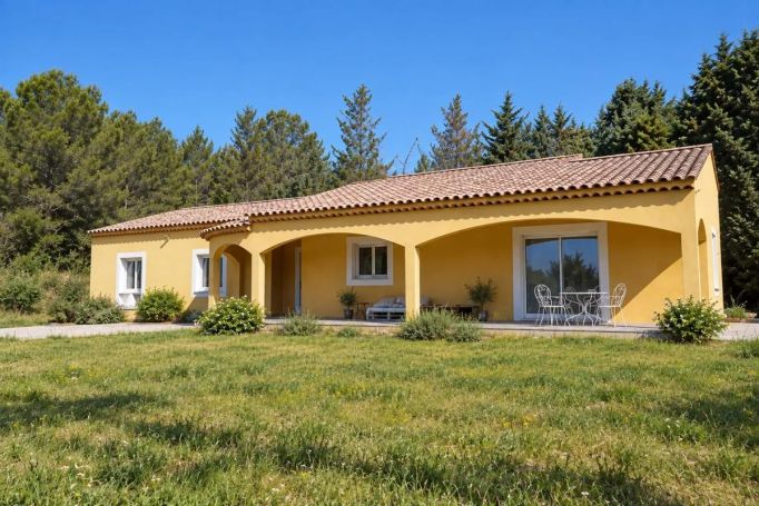 A louer MAISON  167 M2  VENTABREN