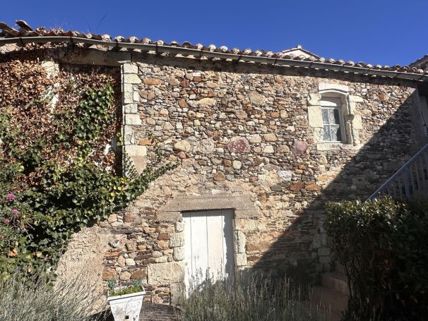 A louer APPARTEMENT T3 81 M2 BORD DE MER SAINT GILLES CROIX DE VIE