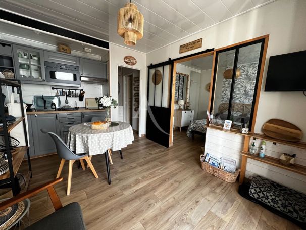 A louer APPARTEMENT T2 29 M2 BORD DE MER LONGEVILLE SUR MER
