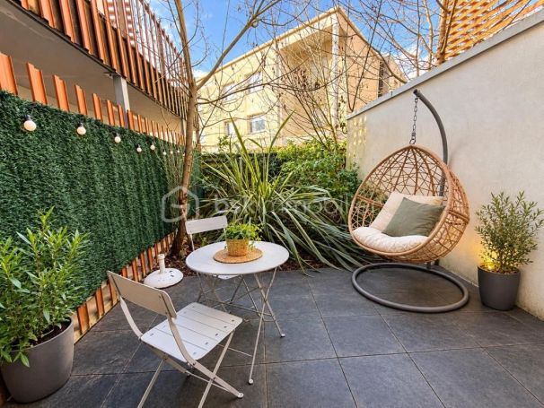 A louer APPARTEMENT T3 62 M2 TERRASSE  NANTES