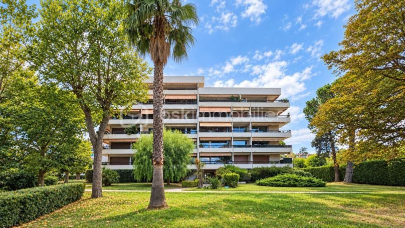 A louer APPARTEMENT T4 85 M2 TERRASSE BORD DE MER VILLENEUVE LOUBET
