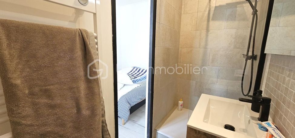 A louer APPARTEMENT T2 26 M2 TERRASSE BORD DE MER DEAUVILLE