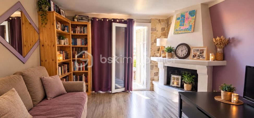 A louer APPARTEMENT T4 65 M2  NIMES