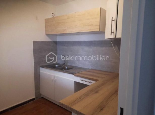 A louer APPARTEMENT T2 42 M2  AIX EN PROVENCE
