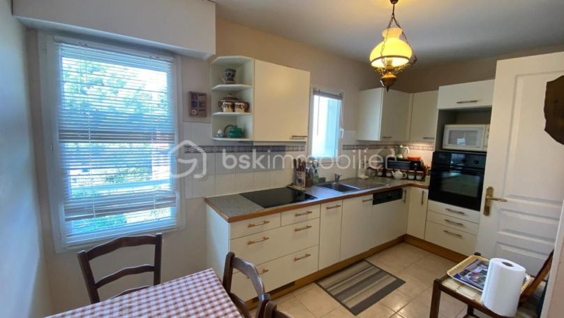 A louer APPARTEMENT T4 82 M2 TERRASSE BORD DE MER SAINT RAPHAEL