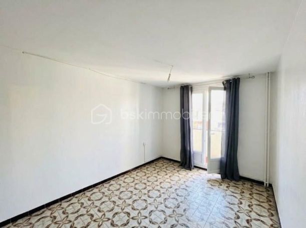 A louer APPARTEMENT T3 58 M2  TARASCON