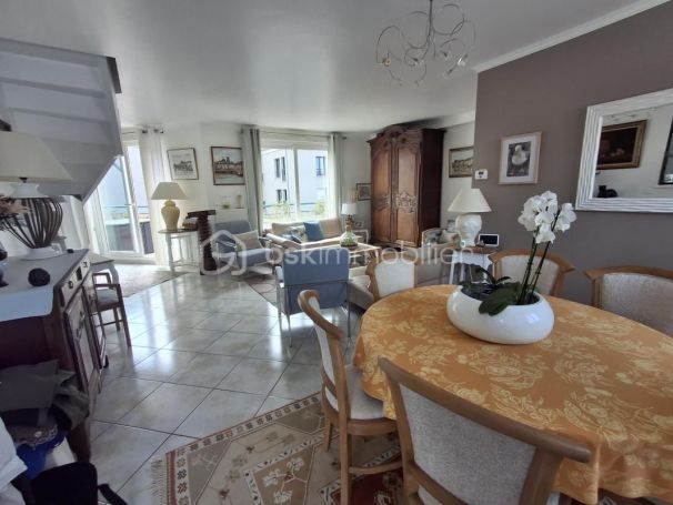 A louer APPARTEMENT DUPLEX DE PRESTIGE T5 119 M2 TERRASSE BORD DE MER DIEPPE