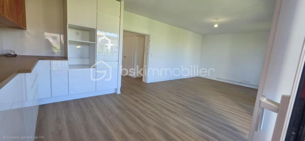 A louer APPARTEMENT T5 106 M2  BILLERE