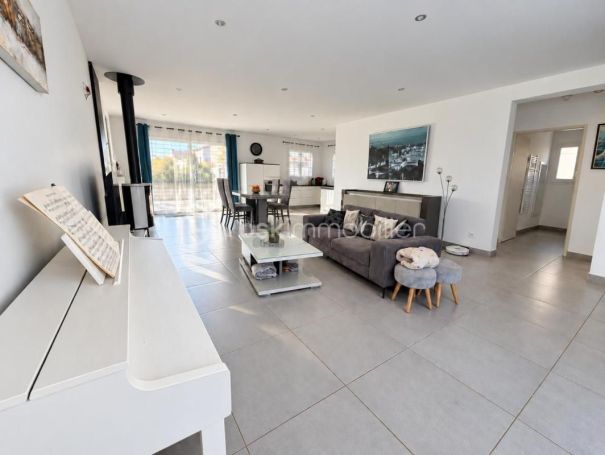 A louer MAISON  CONTEMPORAINE  SAINT HILAIRE DE BRETHMAS