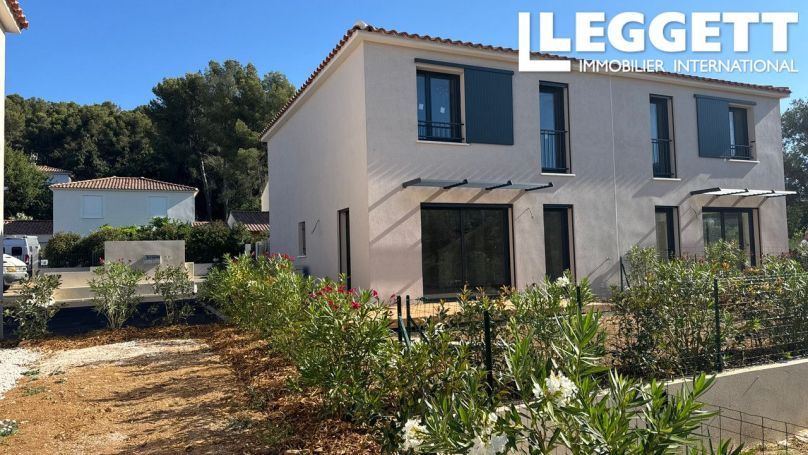 A vendre MAISON  4 PIECES 92 M2 BORD DE MER SIX FOURS LES PLAGES