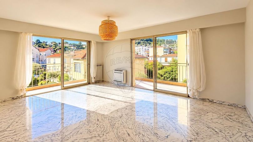 A louer APPARTEMENT T4 89 M2 TERRASSE BORD DE MER NICE