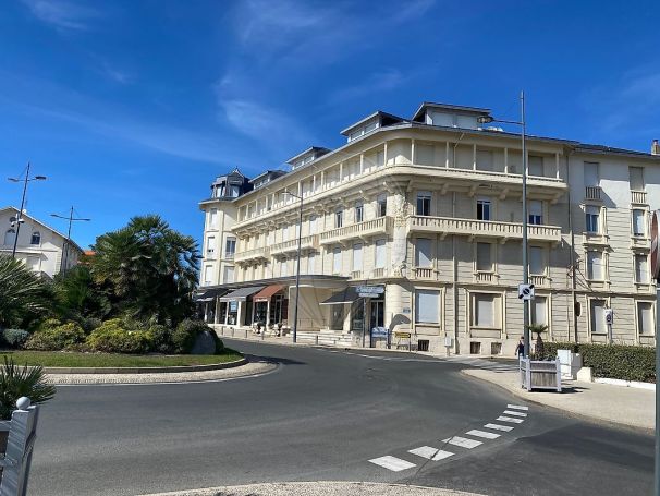 A louer APPARTEMENT NEUF T3 32 M2 BORD DE MER ROYAN