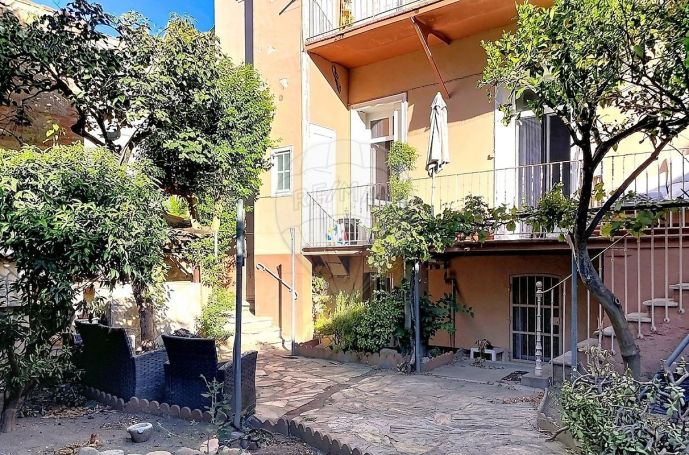 A louer APPARTEMENT T3 86 M2  PERPIGNAN