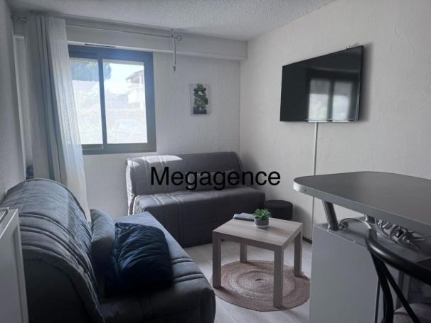 A louer STUDIO  19 M2 PLAGE à PIED BORMES LES MIMOSAS