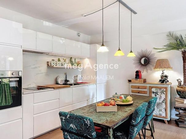 A louer APPARTEMENT T3 67 M2 TERRASSE BORD DE MER COGOLIN