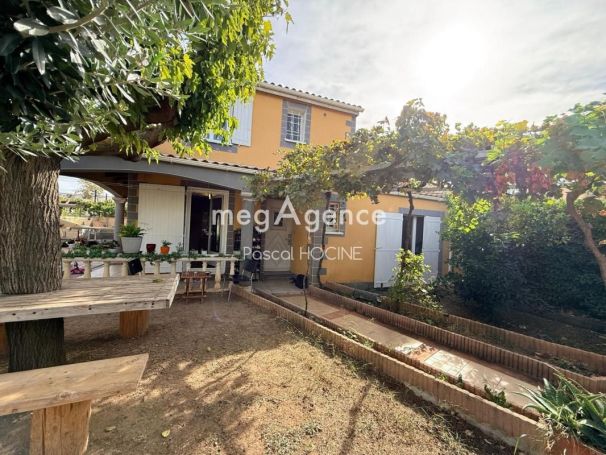 A louer MAISON  6 PIECES 160 M2 BORD DE MER NARBONNE
