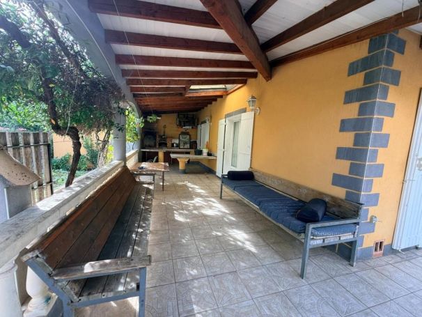A louer MAISON  6 PIECES 160 M2 BORD DE MER NARBONNE