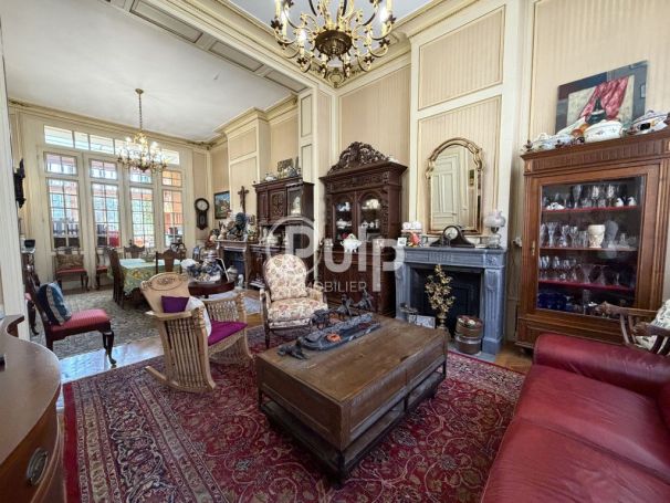 A louer MAISON  DE MAîTRE  HENIN BEAUMONT