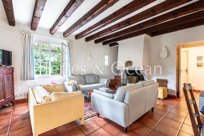 A vendre MAISON  5 PIECES 110 M2 BORD DE MER SEIGNOSSE lac, plages