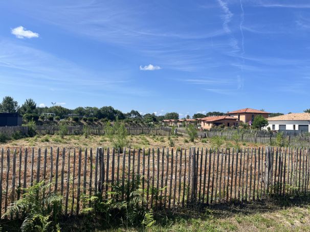 A louer MAISON  CONTEMPORAINE BORD DE MER MOLIETS ET MAA