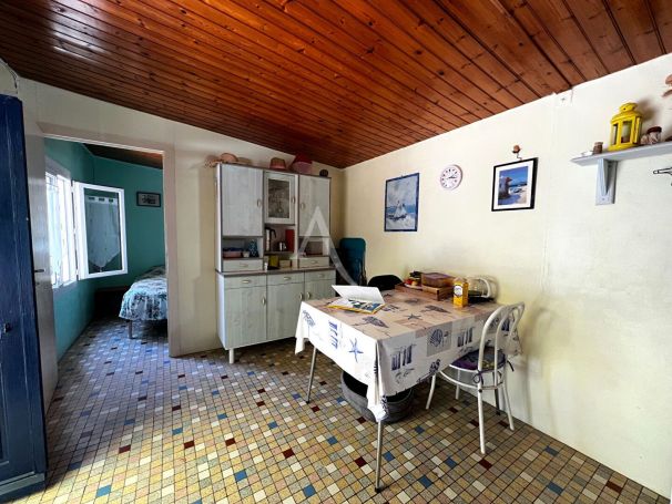A vendre MAISON  3 PIECES 33 M2 BORD DE MER LONGEVILLE SUR MER