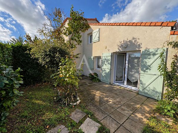 A vendre MAISON  2 PIECES 33 M2 BORD DE MER SAINT VINCENT SUR JARD