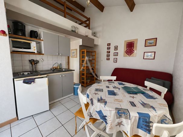 A vendre MAISON  2 PIECES 33 M2 BORD DE MER SAINT VINCENT SUR JARD