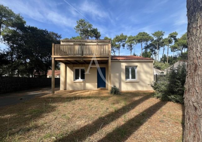 A vendre MAISON  4 PIECES 80 M2 BORD DE MER JARD SUR MER