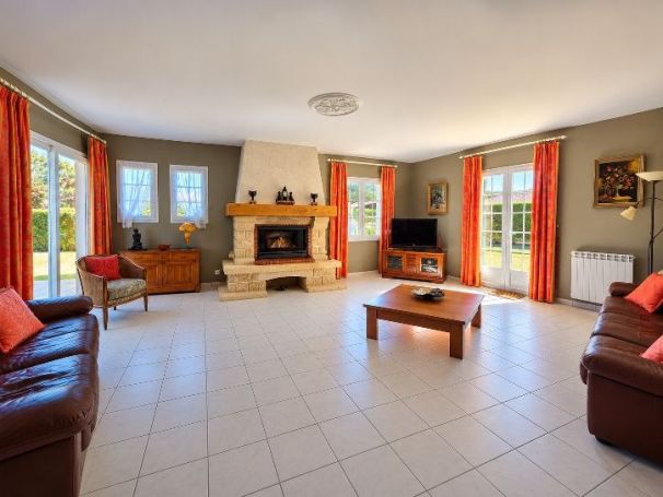 A vendre MAISON 4 PIECES 115 M2 BORD DE MER SAINT JEAN DE MONTS