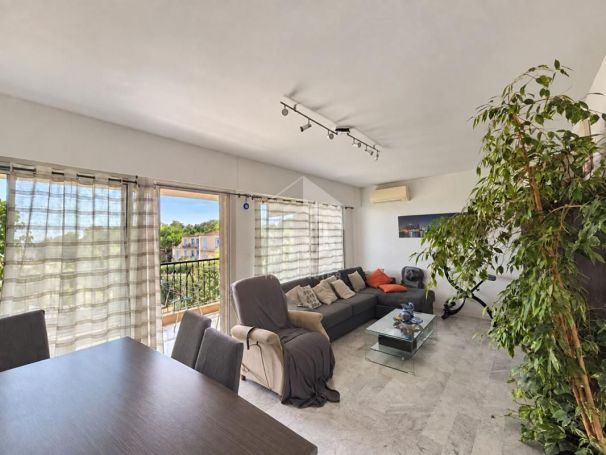 A louer APPARTEMENT T3 65 M2 TERRASSE  VENCE
