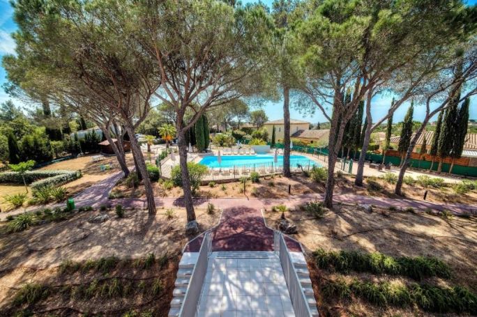 A vendre APPARTEMENT T2 32 M2 TERRASSE BORD DE MER FREJUS