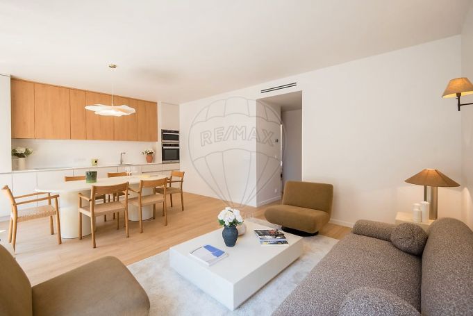 A louer APPARTEMENT T3 76 M2 BORD DE MER NICE