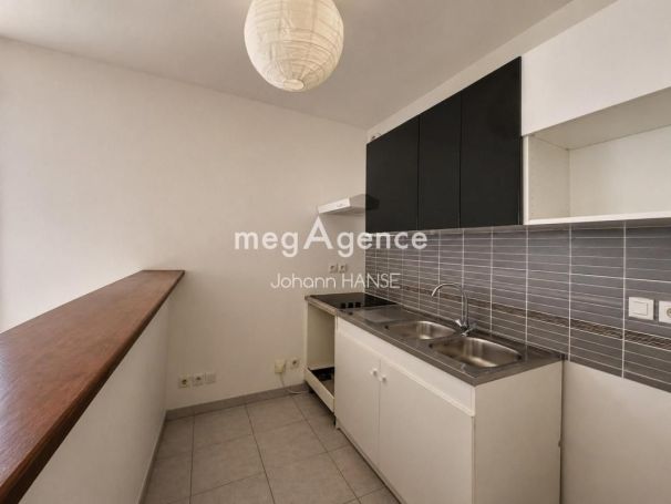 A louer APPARTEMENT T2 44 M2 TERRASSE BORD DE MER CAVALAIRE SUR MER