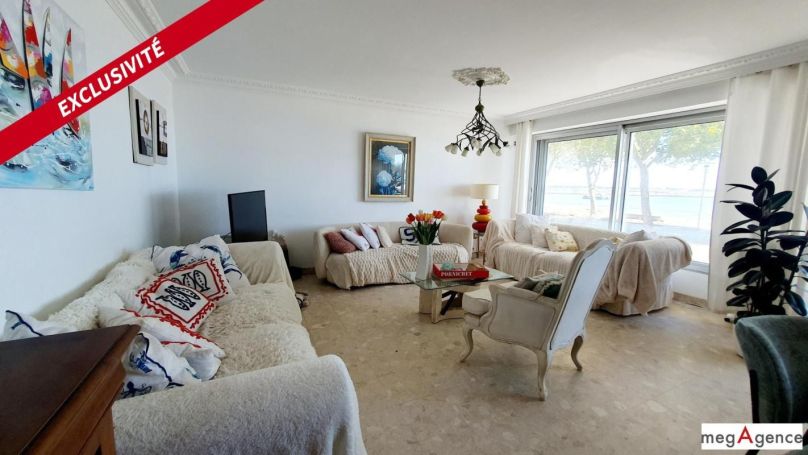 A louer APPARTEMENT DE PRESTIGE T4 78 M2 PIEDS DANS L'EAU SAINT NAZAIRE