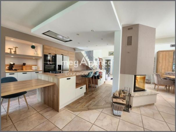 A louer MAISON D'ARCHITECTE SAINT MARTIN BOULOGNE