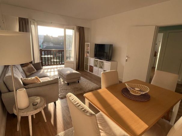 A louer APPARTEMENT T2 50 M2 TERRASSE PLAGE à PIED DEAUVILLE