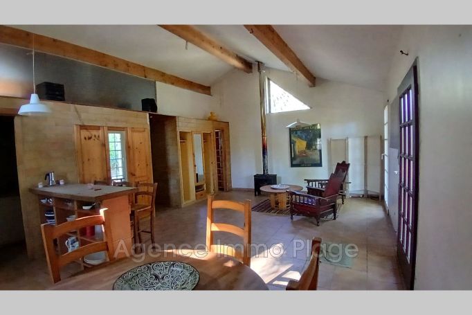 A vendre MAISON  4 PIECES 94 M2 BORD DE MER GRAYAN ET L HOPITAL campagne