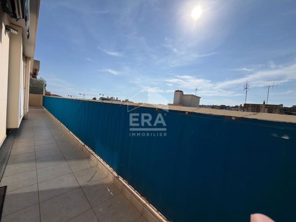 A louer APPARTEMENT T4 87 M2 TERRASSE BORD DE MER CAGNES SUR MER