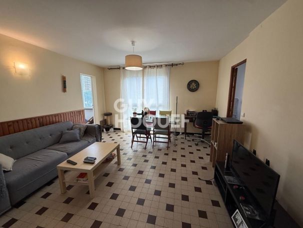 A louer APPARTEMENT T4 69 M2  PERPIGNAN