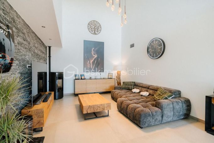 A louer MAISON  CONTEMPORAINE BORD DE MER SAINT GENIS DES FONTAINES